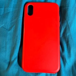 iPhone XR case (silicone red!) HAS ISSUES